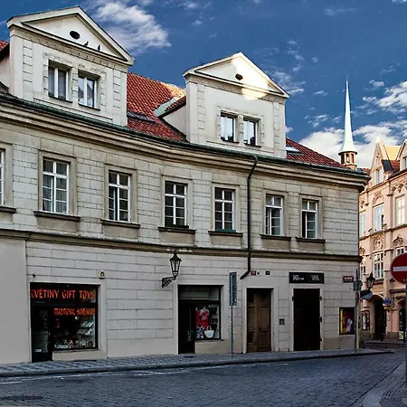 U Taisia Aparthotel